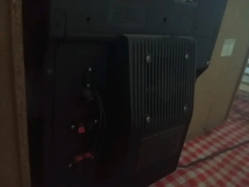 Sistema de sonido Sony con parlantes potentes - 6