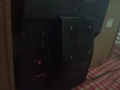 Sistema de sonido Sony con parlantes potentes - miniatura 6