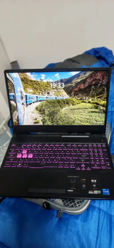 Laptop ASUS TUF Gaming F15, Nvidia 3050 - miniatura 1
