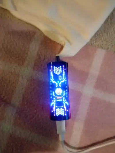 Vapeador LED Lost Angel con diseño futurista - miniatura 1