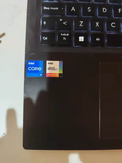 Asus Vivobook 16, Intel I7 ,12 gen,12 ram y 500SSD - miniatura 6