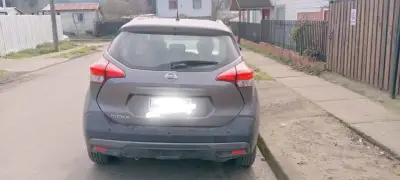 Auto Nissan Kicks 2019 - miniatura 2
