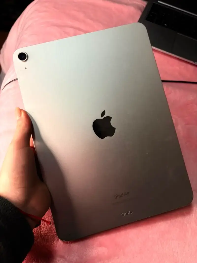 iPad Air 5ta Generación 64GB Gris Espacial - 2