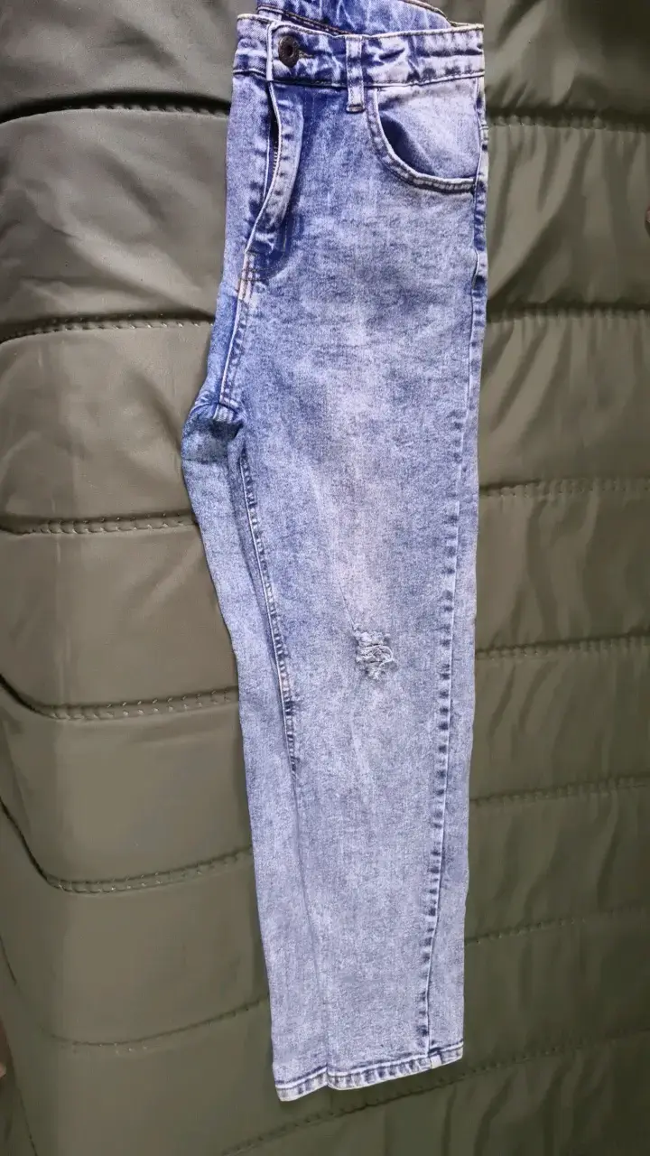 Jeans de mezclilla azul para niño - 2