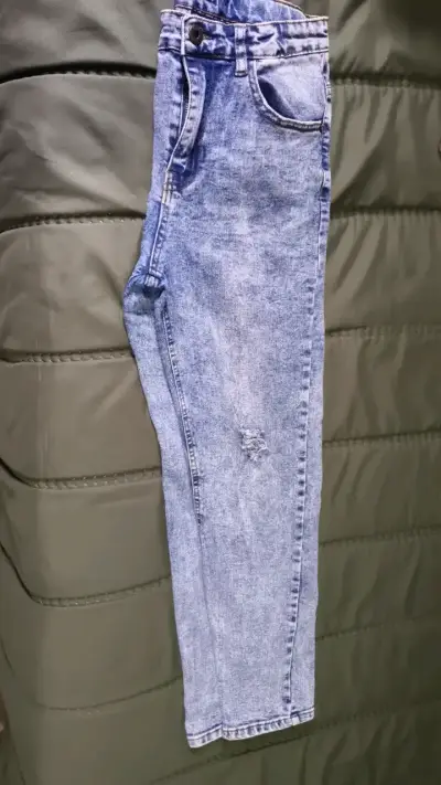Jeans de mezclilla azul para niño - miniatura 2
