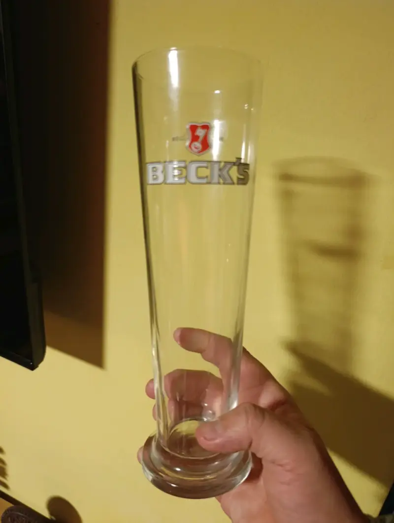 Vaso de cerveza Beck's de vidrio alto - 1