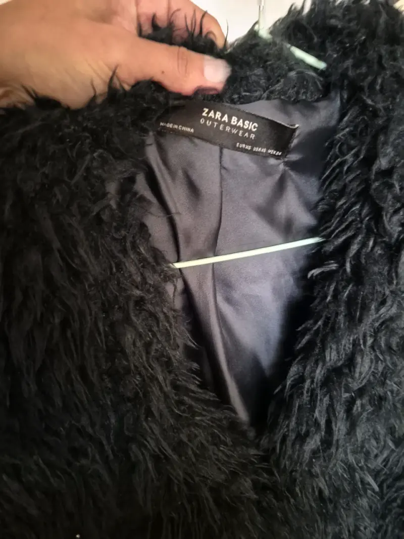 Abrigo de peluche negro Zara Basic para mujer - 3