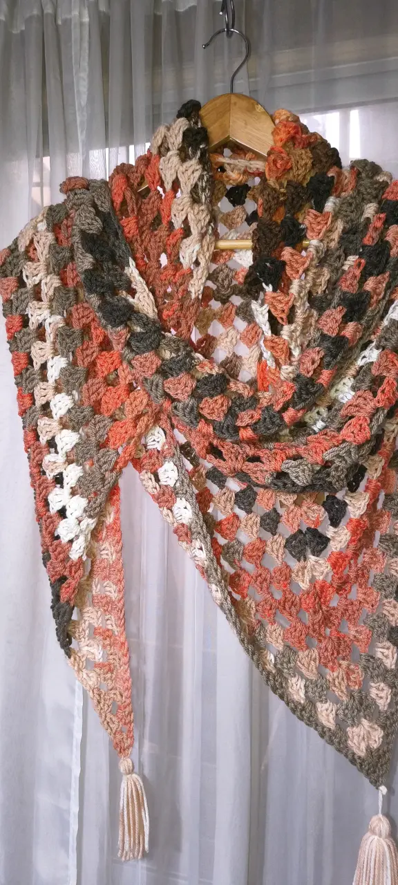 Chal tejido a crochet multicolor artesanal - 4