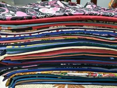 Lote de Telas Variadas para Manualidades y Costura - miniatura 1