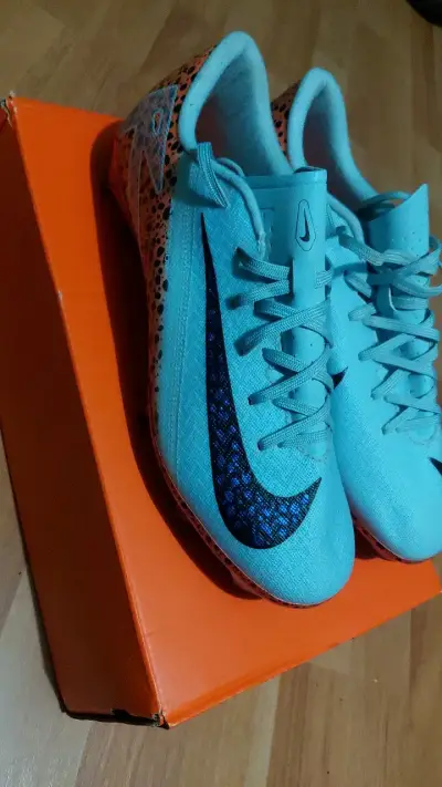 Zapatos de fútbol Nike  mercurial - miniatura 1