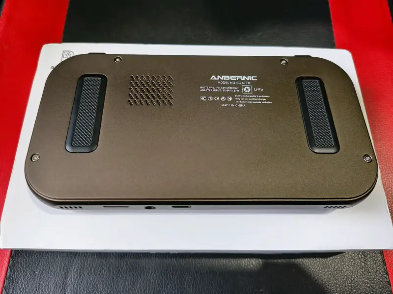 Consola portátil Anbernic RG 477M con pantalla táctil - 5