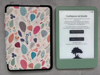 Kindle verde Basic 2024con pantalla táctil - miniatura 3