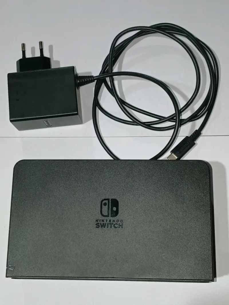 Consola Nintendo Switch OLED con juegos Zelda y Mario - 5