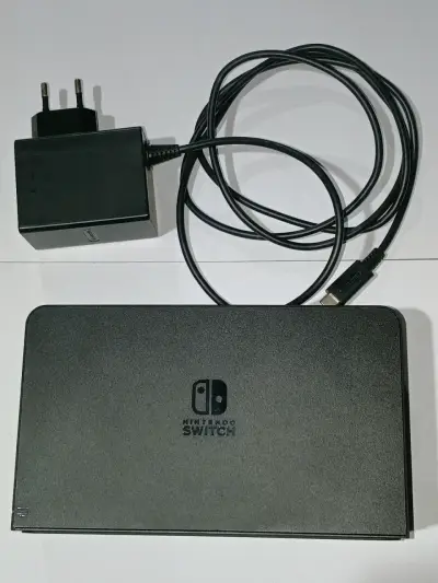 Consola Nintendo Switch OLED con juegos Zelda y Mario - miniatura 5