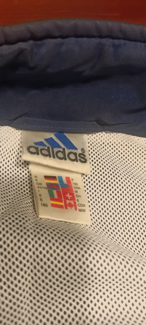 Chaqueta deportiva Adidas azul y negra - 2