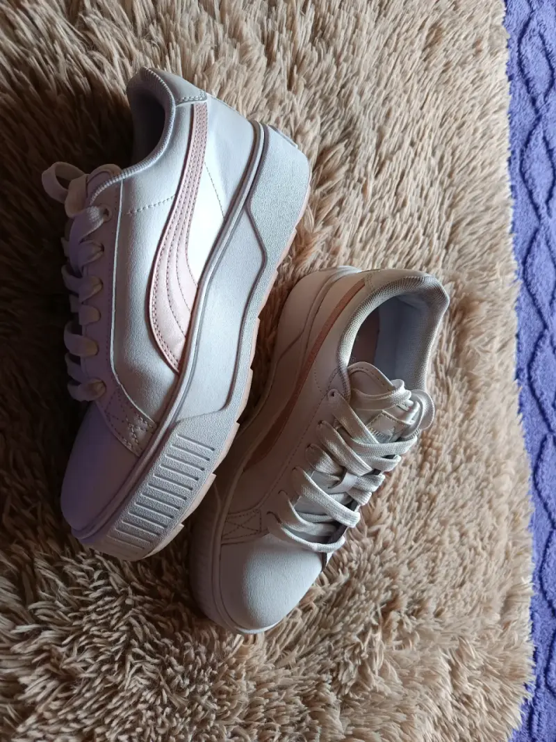 Zapatillas deportivas blancas Puma para mujer - 2