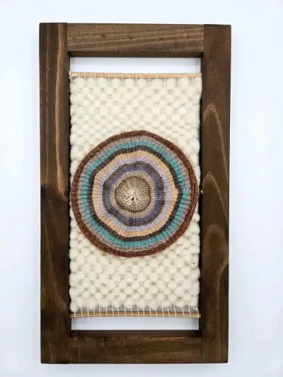 Tapiz decorativo enmarcado artesanal - miniatura 1