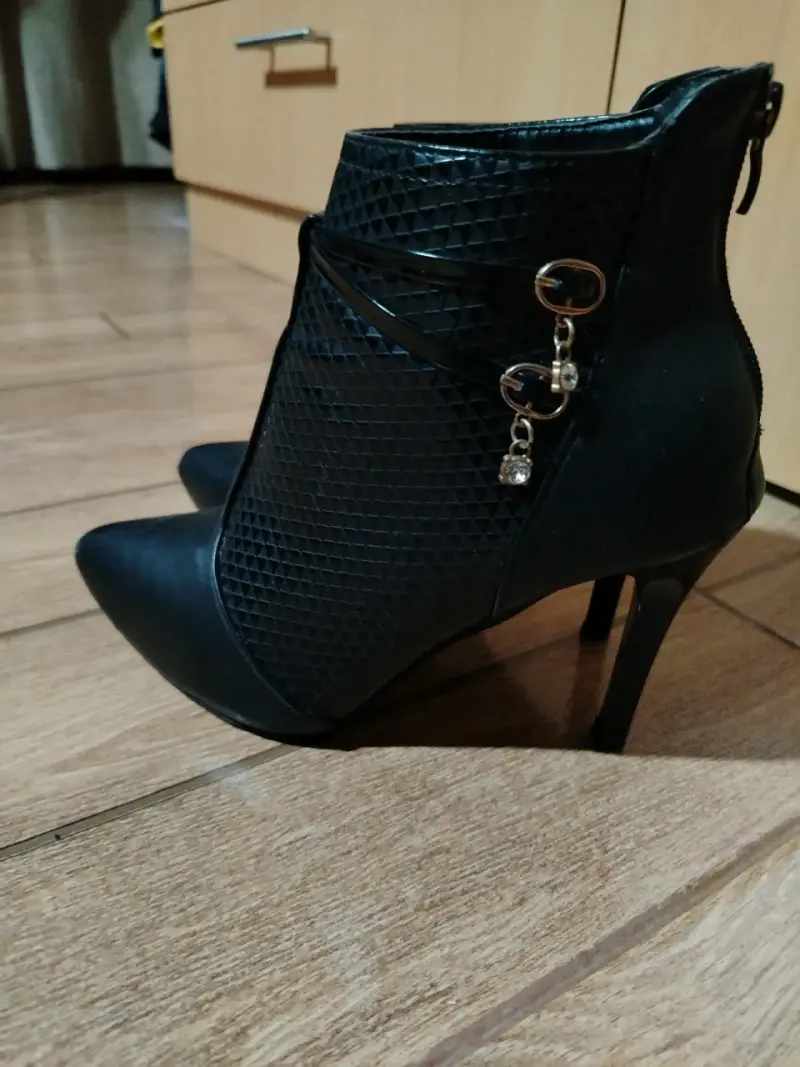 Botines de tacón alto negros elegantes - 2