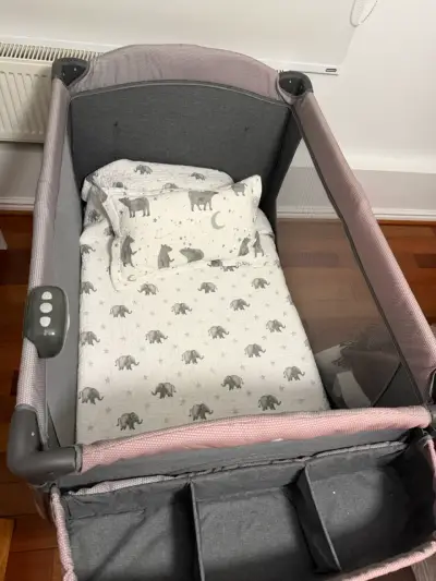 Cuna Corral Infanti Luna  + Colchón y Ropa de Cama - miniatura 2