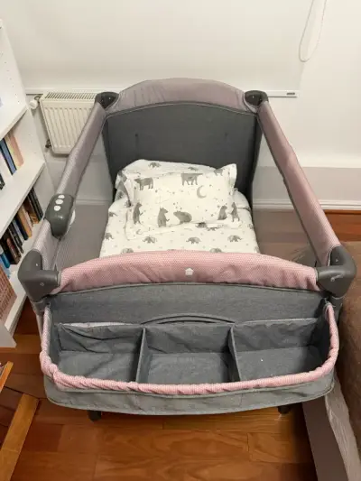 Cuna Corral Infanti Luna  + Colchón y Ropa de Cama - miniatura 3