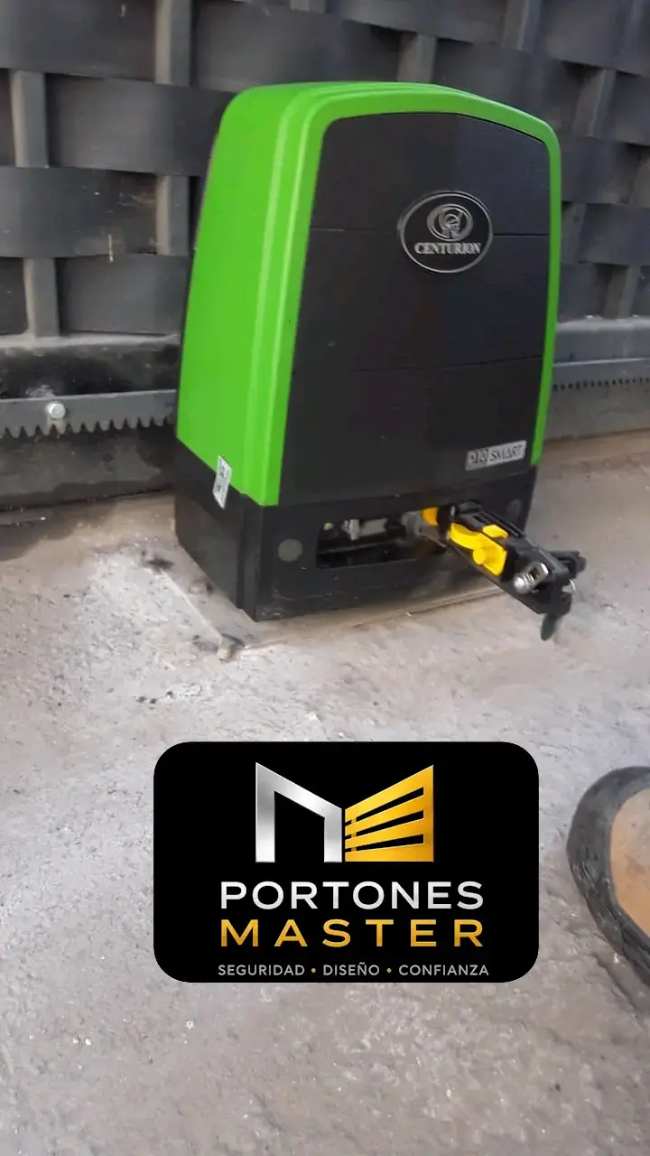 Motor para portón corredizo Centurion D5 Smart - 1
