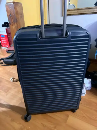 Maleta de viaje grande con ruedas giratorias - miniatura 1