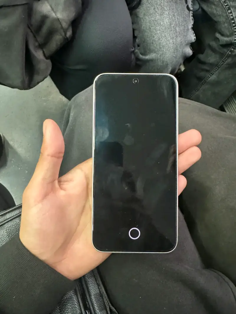 Redmi note 15 pro está nuevo lo compre hace 2 dias - 2