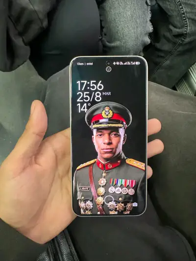 Redmi note 15 pro está nuevo lo compre hace 2 dias - miniatura 3