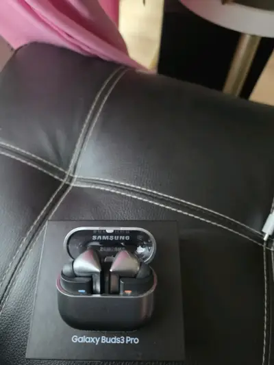 Auriculares Inalámbricos Samsung Galaxy Buds3 Pro - miniatura 2