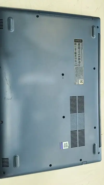 Notebook Lenovo AMD A6 azul en buen estado - miniatura 5