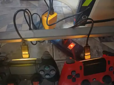 PS4 Slim 1 TB +2 mandos y cables original + Juegos - miniatura 6
