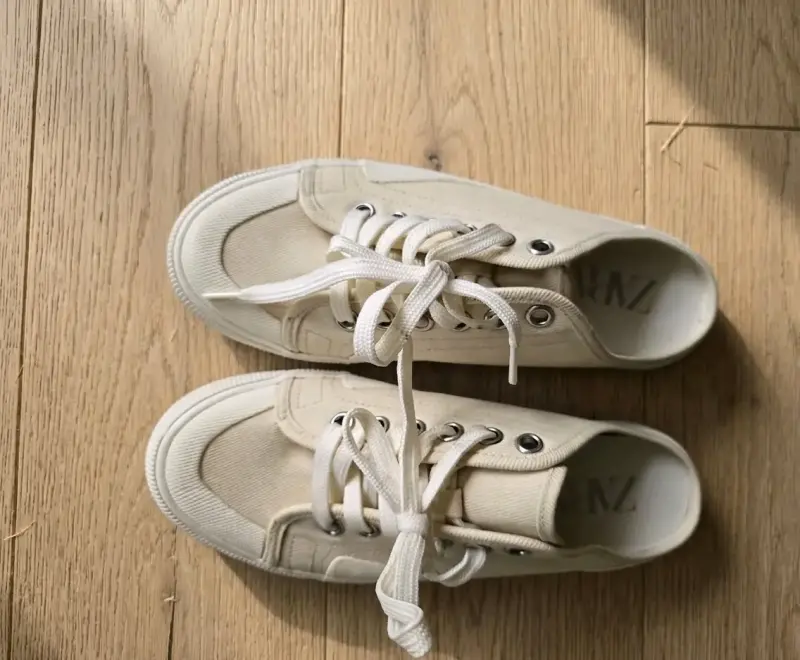 Zapatillas Mule Blancas Casual Unisex - 2