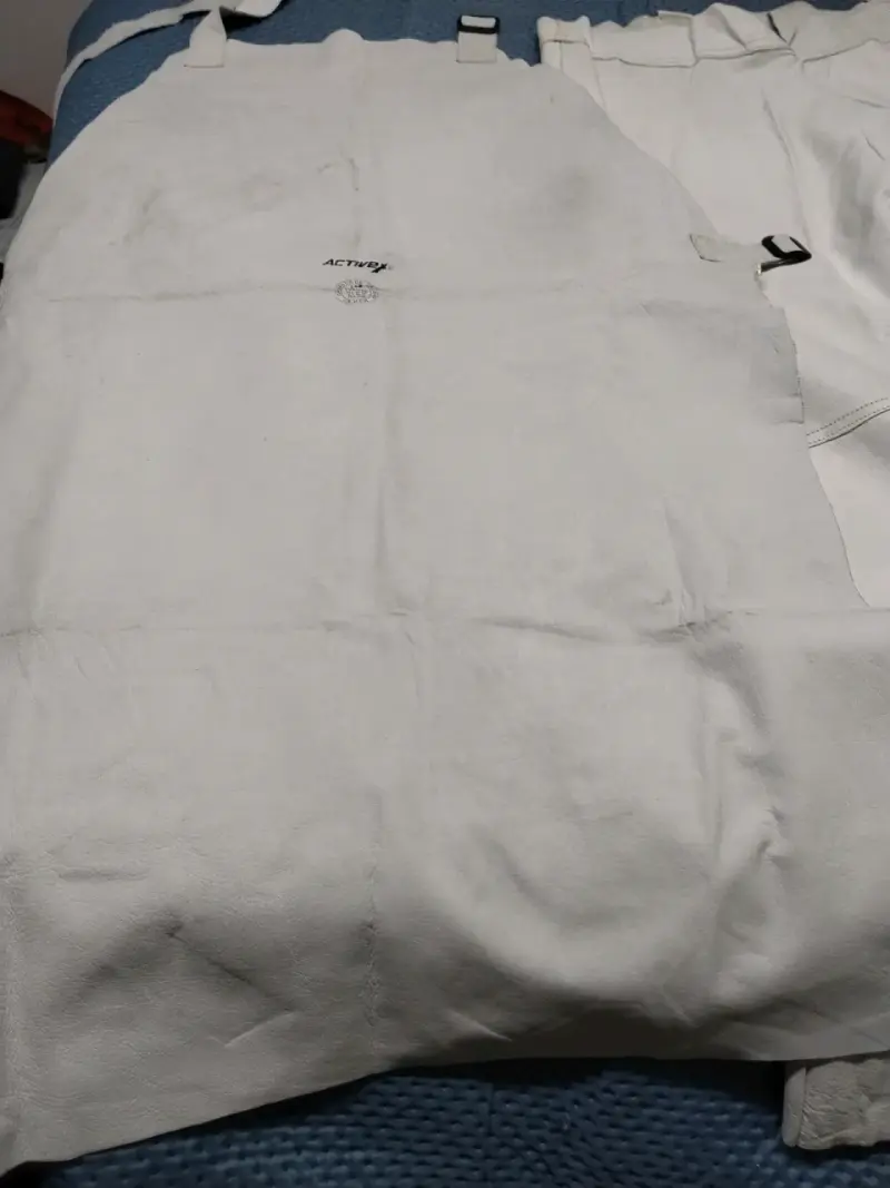Pantalón y pechera de cuero soldador y zapatos seg - 4