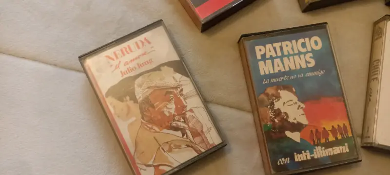 Colección de cassettes de música chilena y latinoamericana - 5