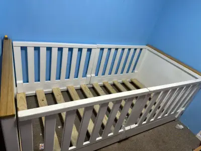 Cama con barandas desmontable - miniatura 3