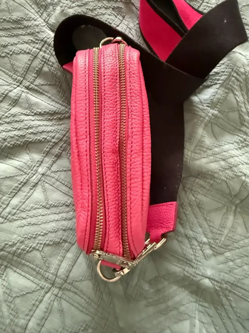 Cartera cruzada rosa Prüne con correa ajustable - 3
