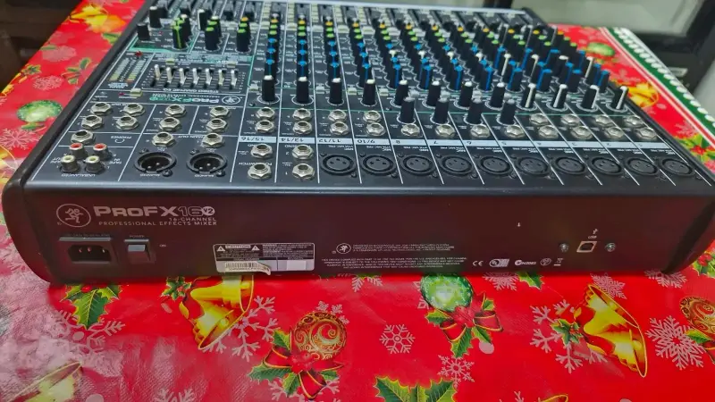 Mezcladora de Audio Mackie ProFX16v2 - 2