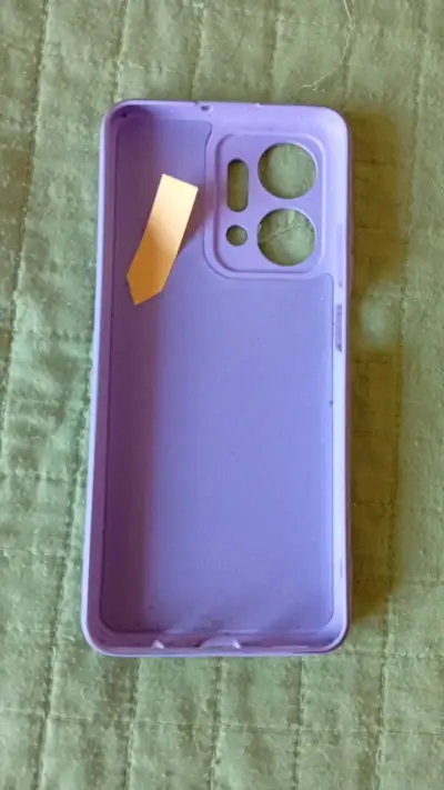 Funda de silicona morada para celular - miniatura 1