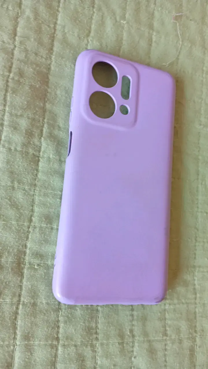 Funda de silicona morada para celular - 2