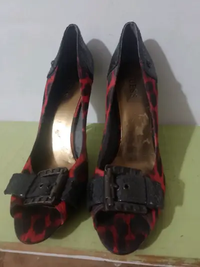 Zapatos de Tacón Guess Animal Print - miniatura 1