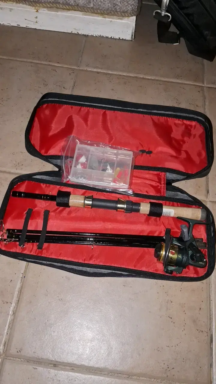 Set de pesca Mitchell Outback con caña y carrete - 3