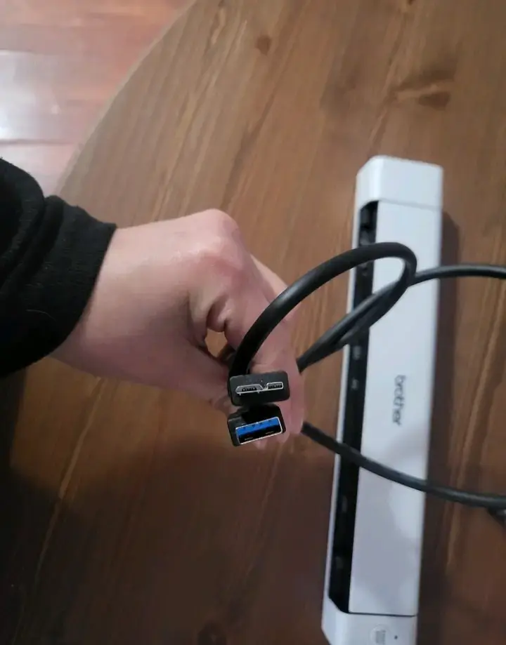 Escáner portátil Brother DS-640 con cable USB - 5