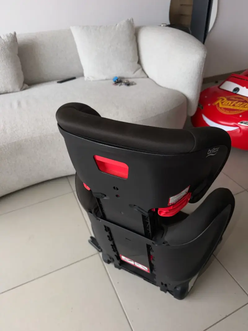 Silla de auto Britax Skyline negra con portavasos - 2