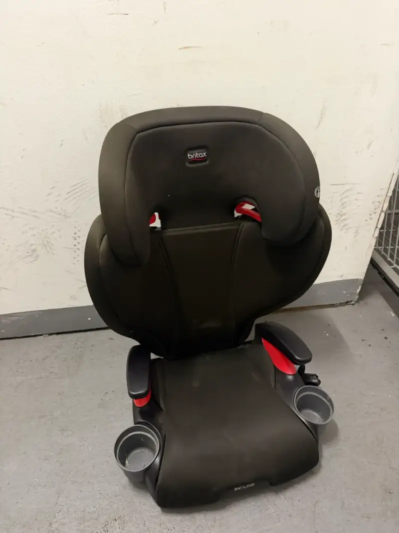 Silla de auto Britax Skyline negra con portavasos - 3