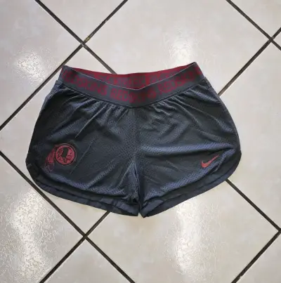 Shorts deportivos Nike Redskins Dri-Fit talla XS - miniatura 1