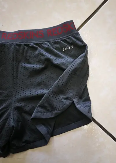 Shorts deportivos Nike Redskins Dri-Fit talla XS - miniatura 3