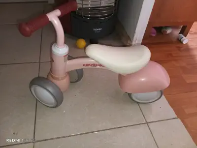 Triciclo para niños Rodados color rosa - miniatura 2