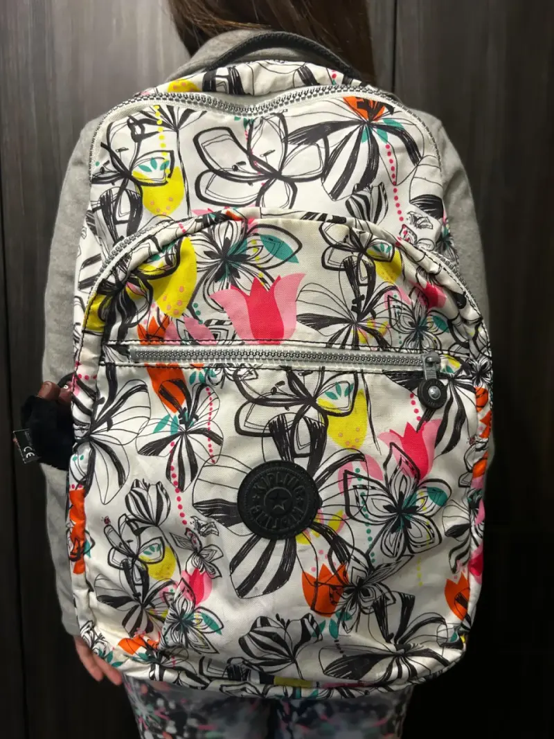 Mochila Kipling con estampado floral y estuche - 2