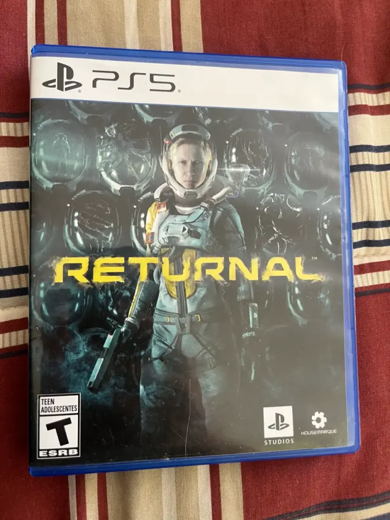 Juego PS5 Returnal en buen estado - 1