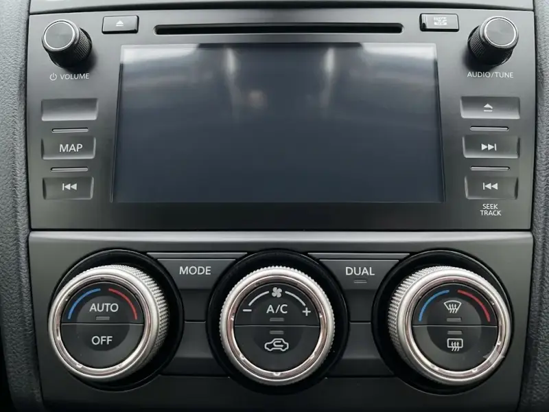 Sistema de navegación para auto Subaru Fujitsu Ten - 2